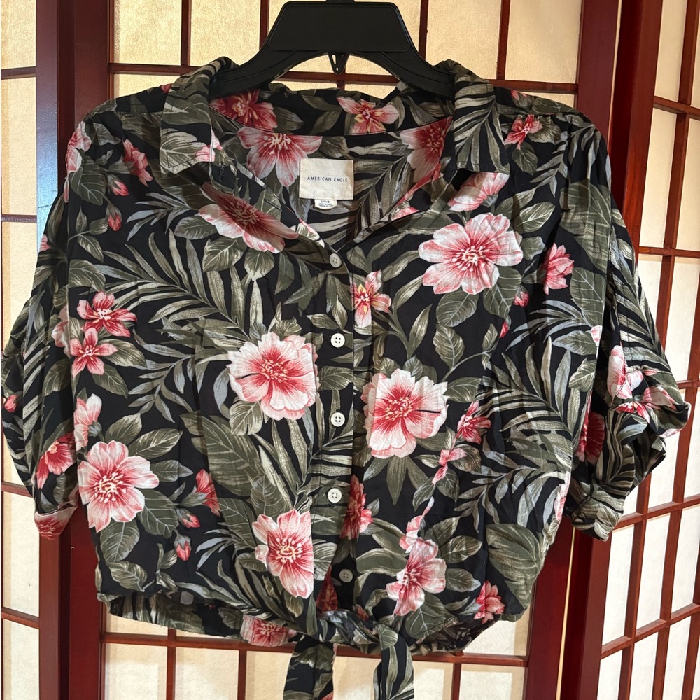 American Eagle Outfitters Black Floral Tie-Front Shirt with Pink Blooms